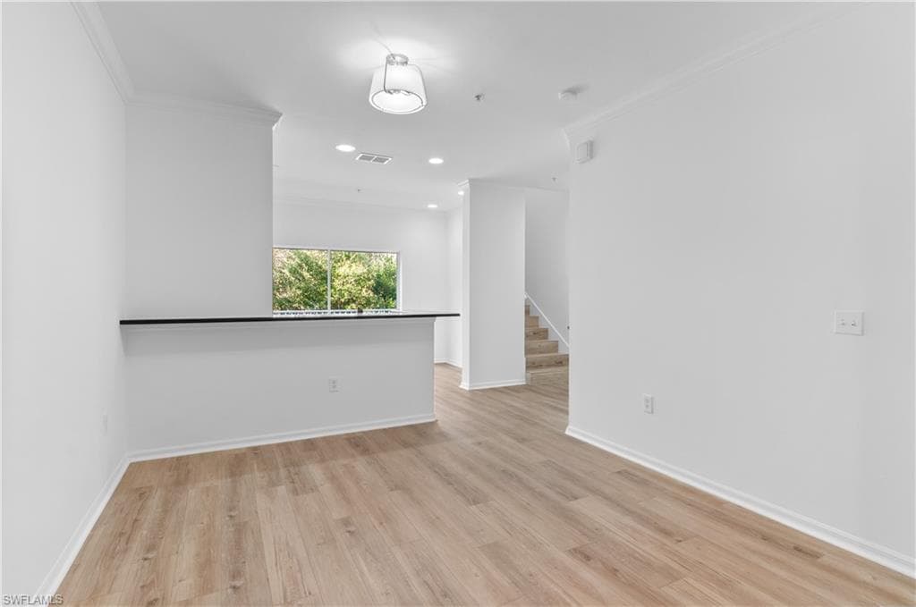 3281 Lindsey LN 4-13