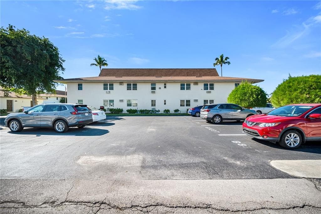 235 Seaview CT B2-23