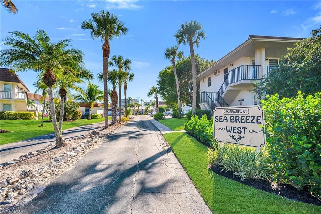235 Seaview CT B2-18