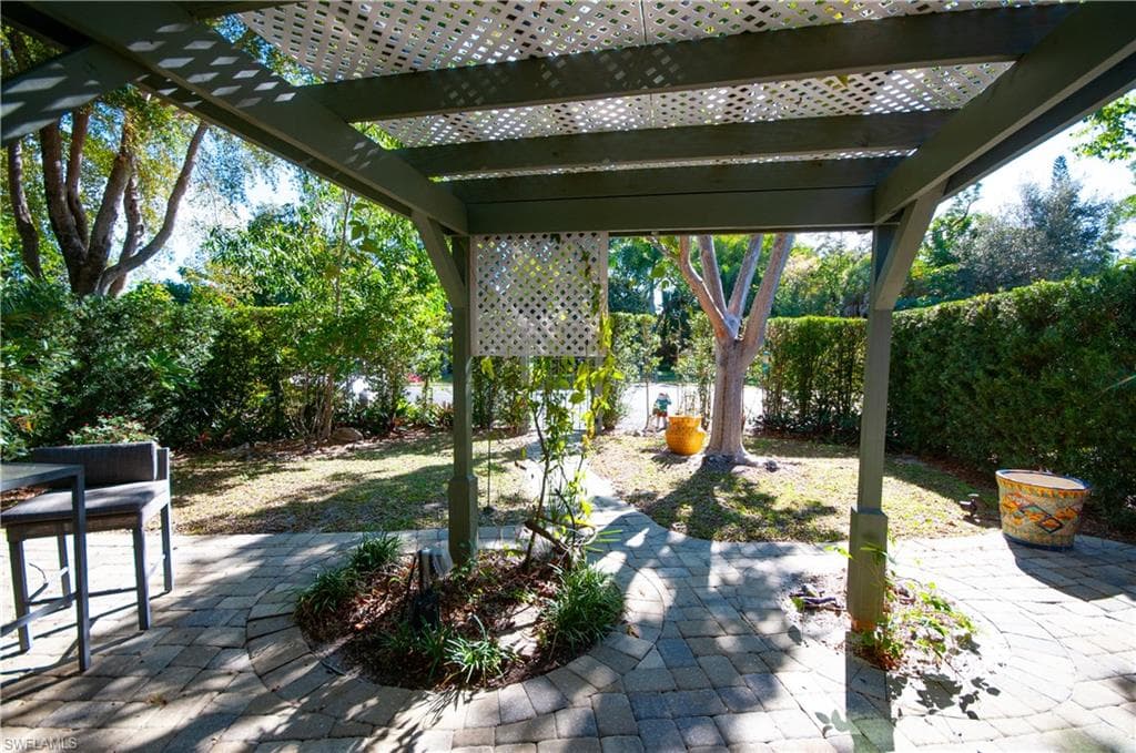 1313 Solana RD W A3-3