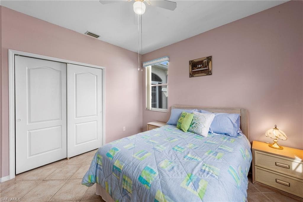 9410 Village View BLVD-22