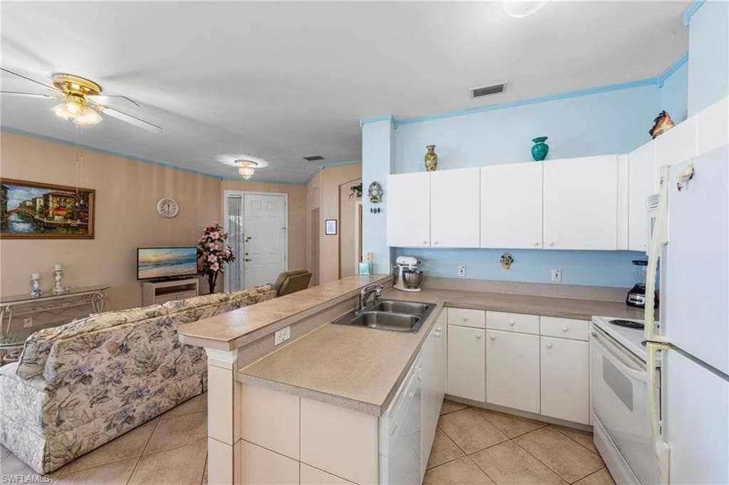 9410 Village View BLVD-9