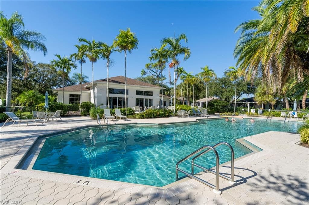 9410 Village View BLVD-40