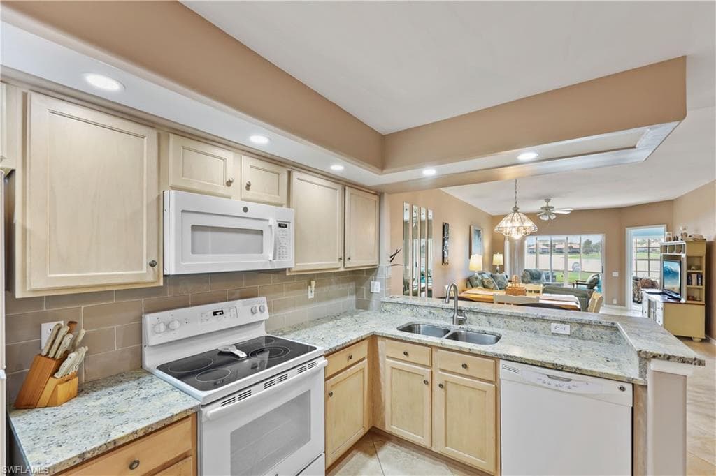 28064 Cavendish CT 2404-6
