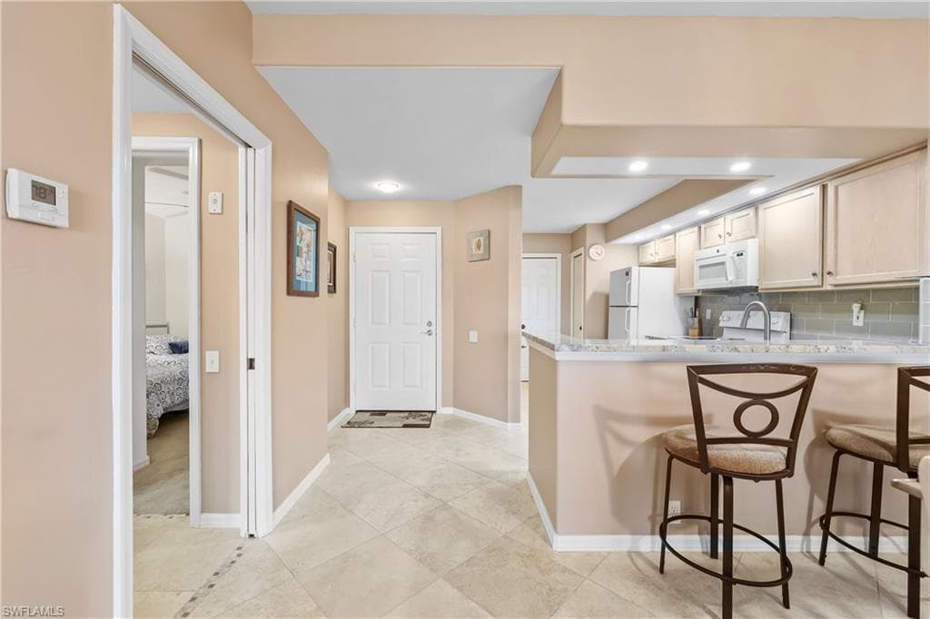 28064 Cavendish CT 2404-7