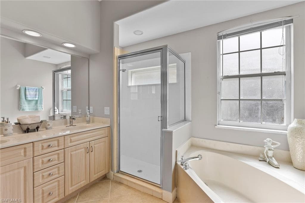 8039 Tauren CT S-17