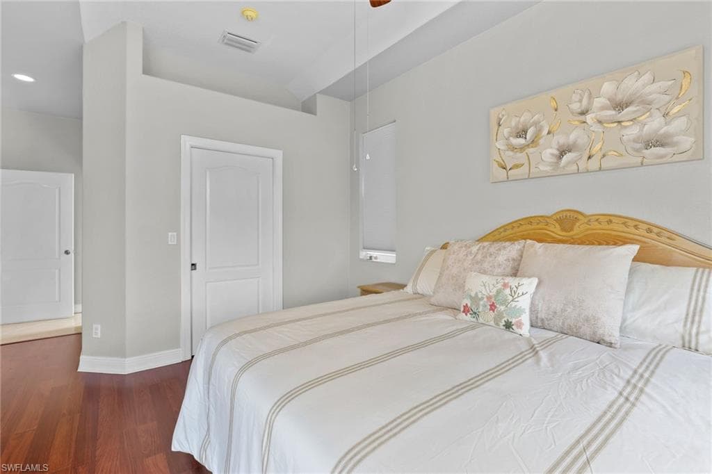8039 Tauren CT S-16