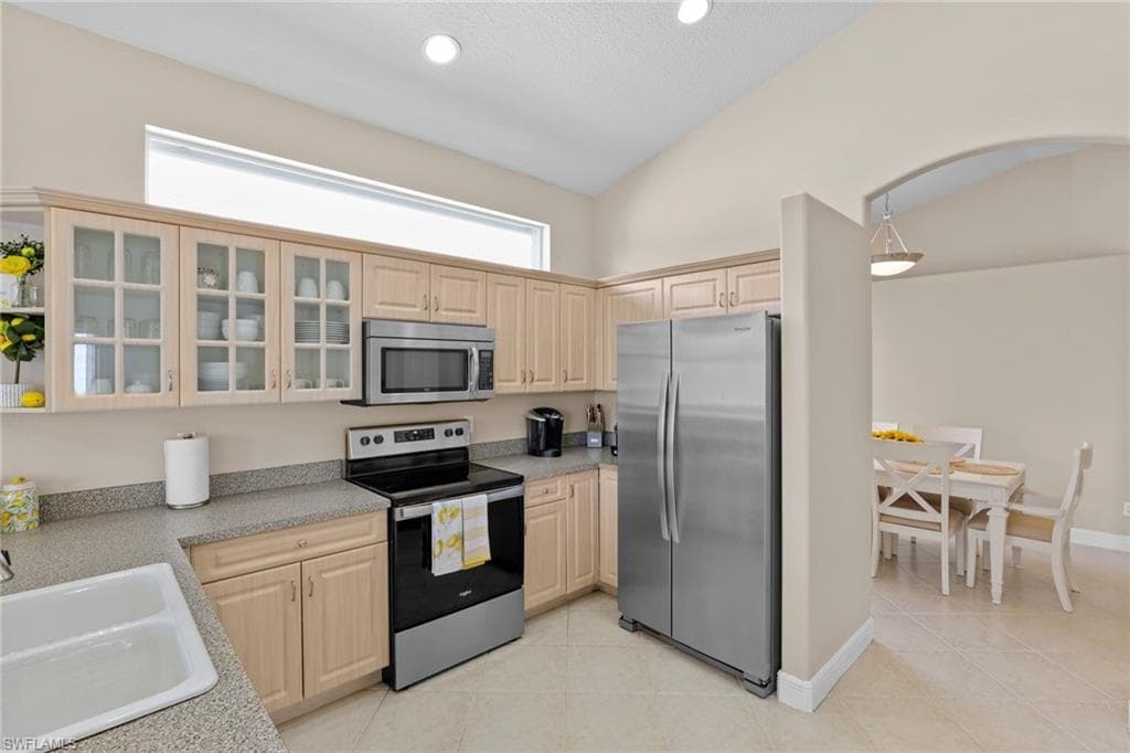 8039 Tauren CT S-11