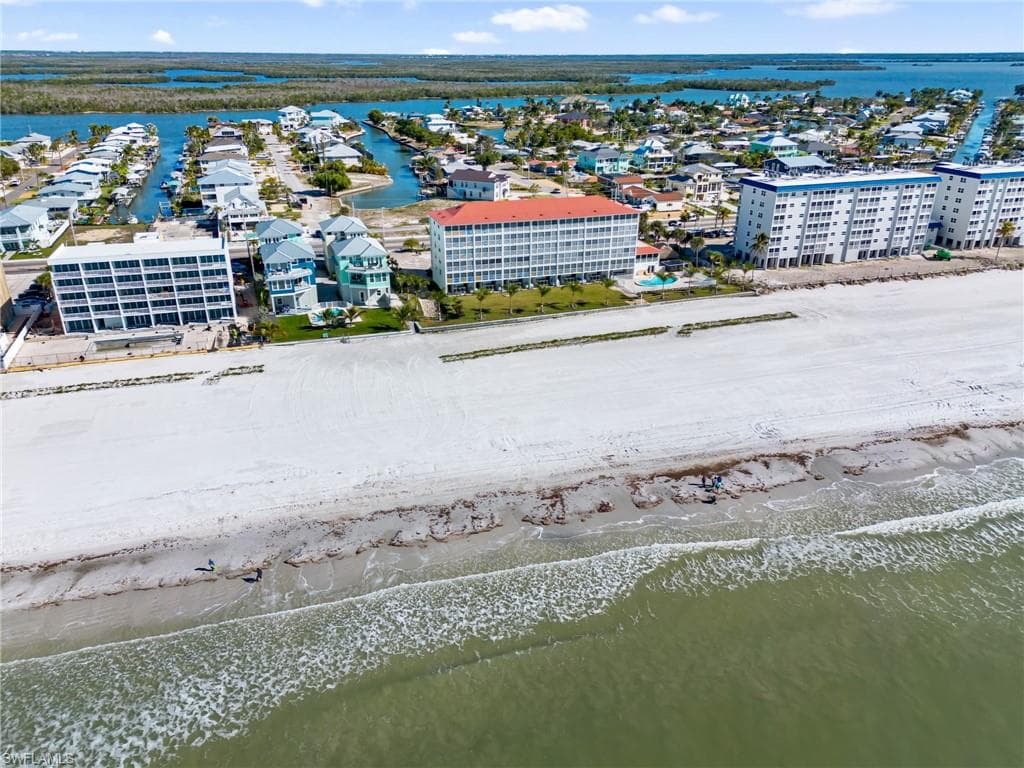 5000 Estero BLVD 407-33