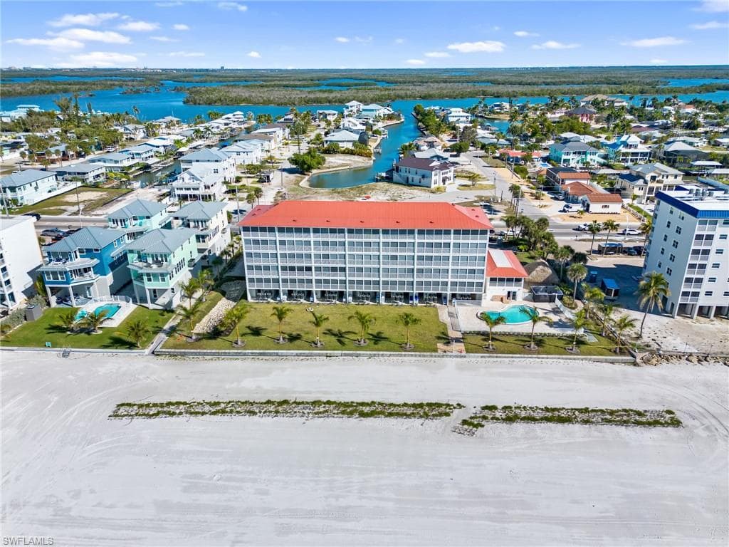 5000 Estero BLVD 407-35
