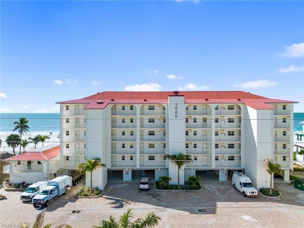 5000 Estero BLVD 407-29