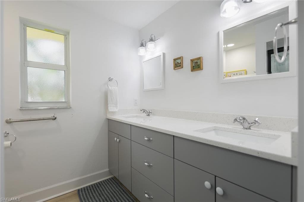 1264 Par View DR-28