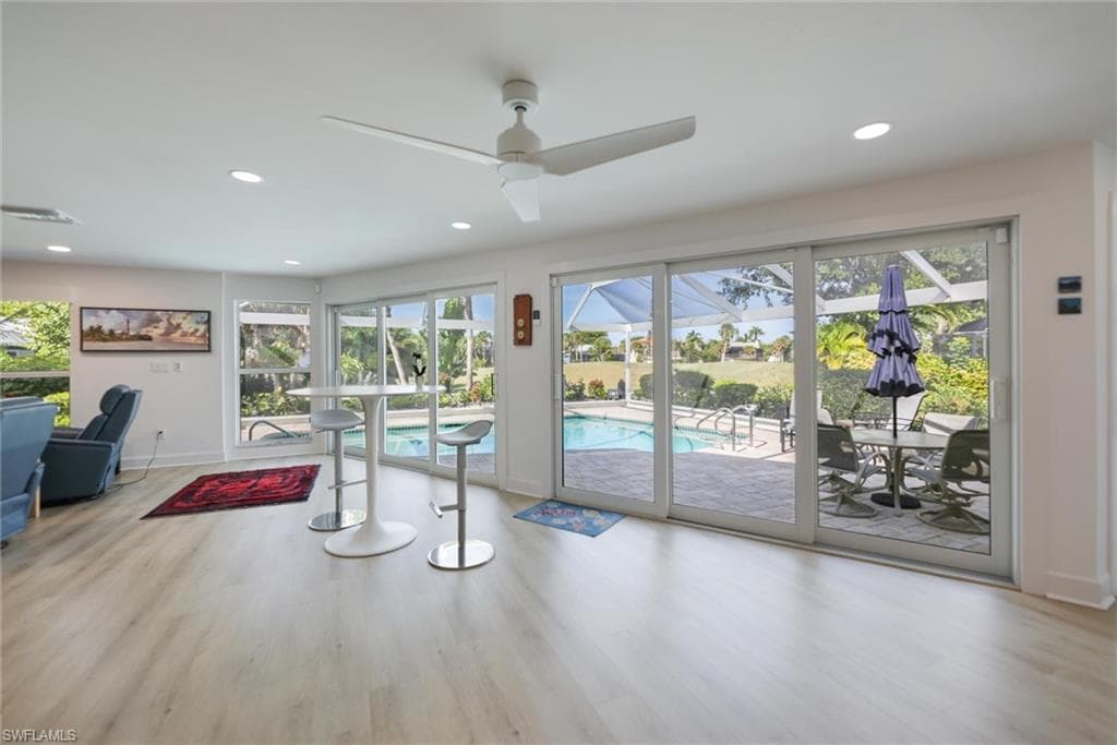 1264 Par View DR-41