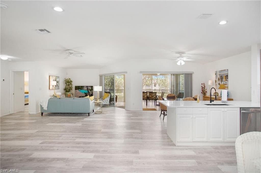 700 Diamond CIR 706-4