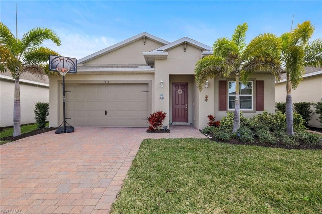 836 Heather Lake AVE-2