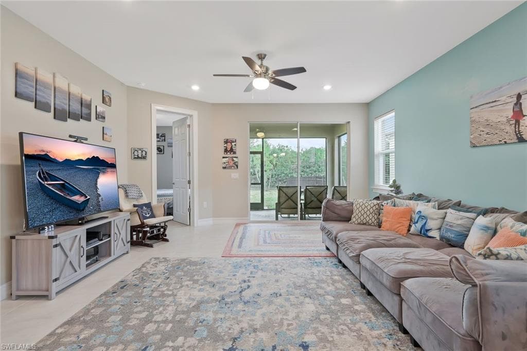 836 Heather Lake AVE-5