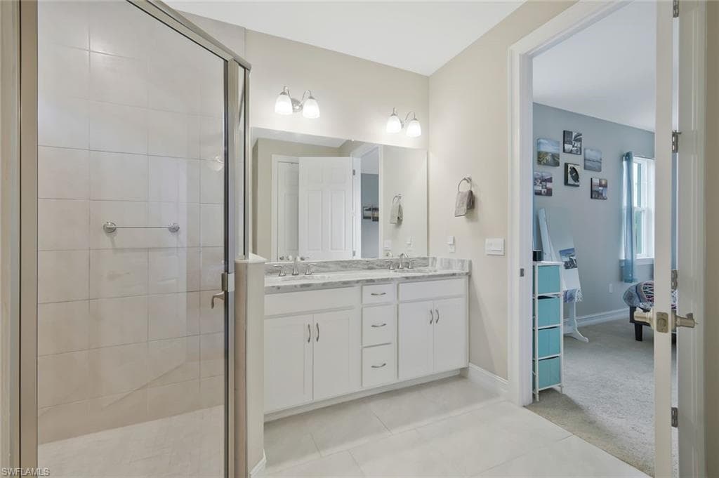 836 Heather Lake AVE-13
