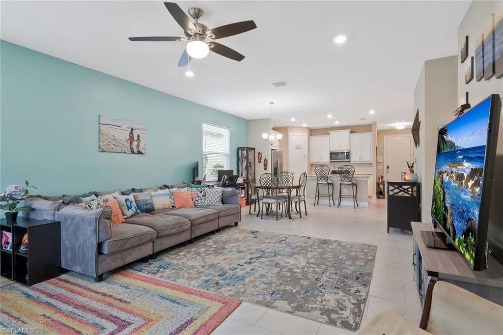 836 Heather Lake AVE-4
