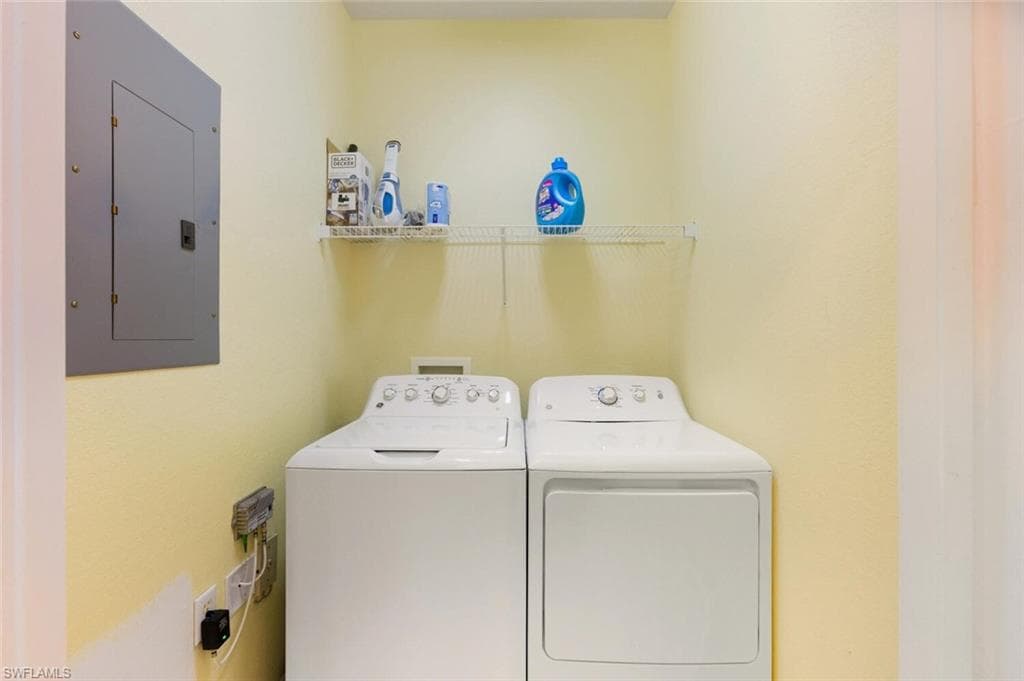 4843 Hampshire CT 106-18