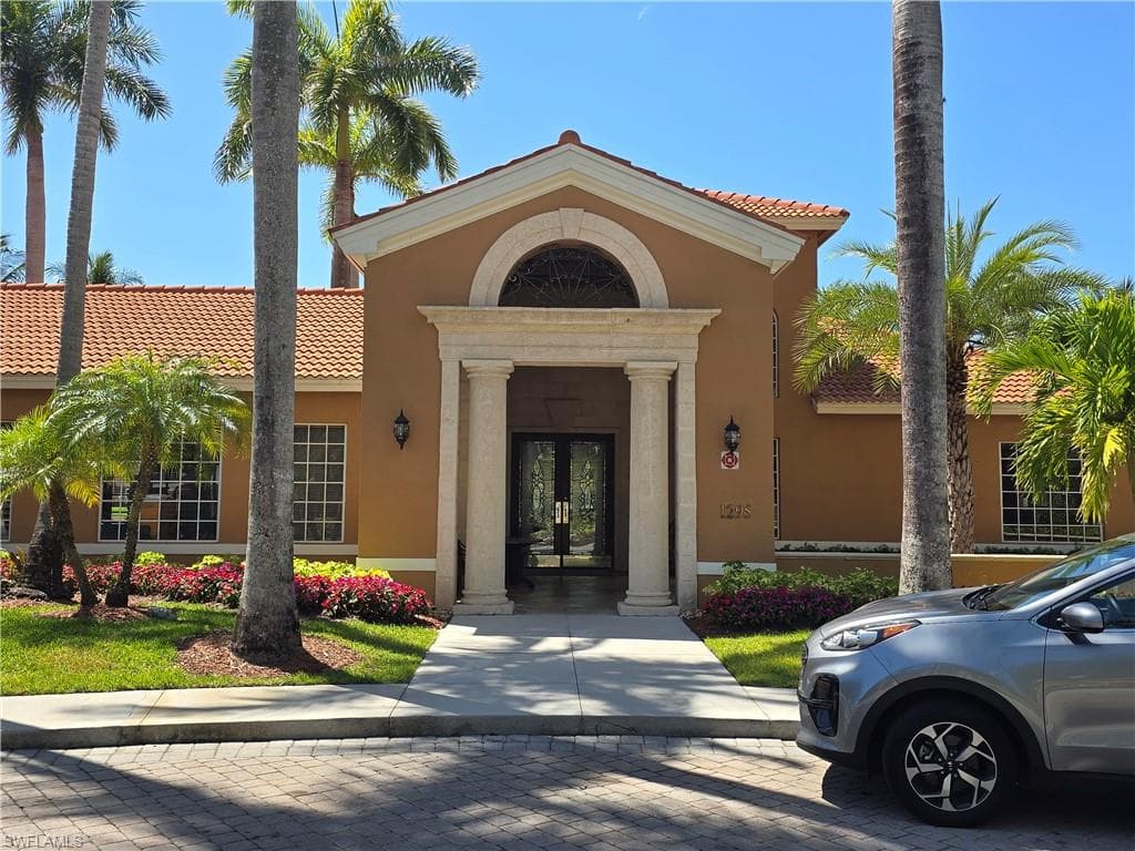 1210 Wildwood Lakes BLVD 203-34
