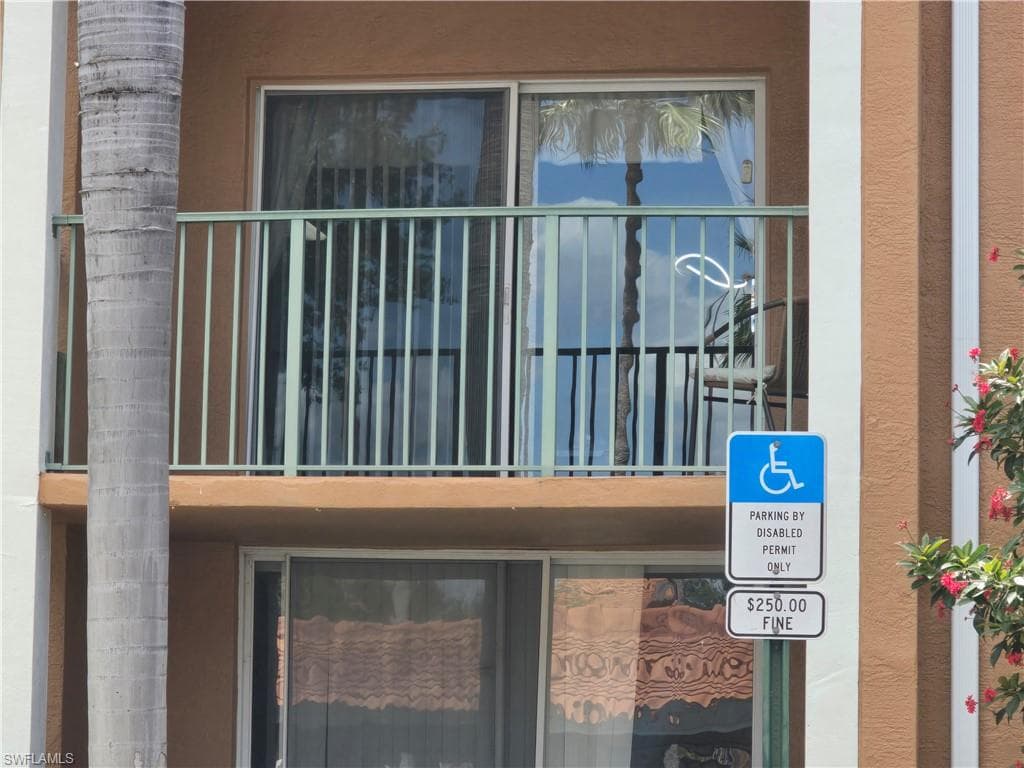 1210 Wildwood Lakes BLVD 203-29