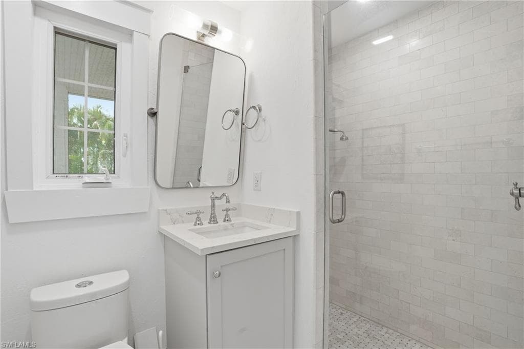 18161 Old Dominion CT-40