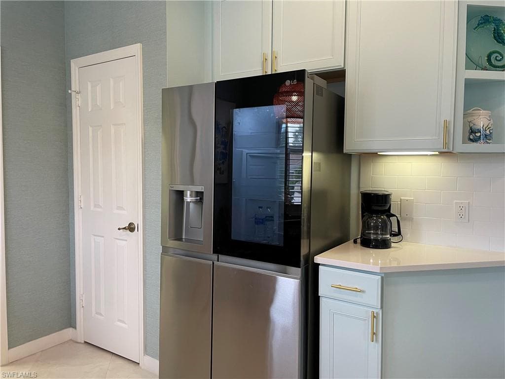 10640 Camarelle CIR-24