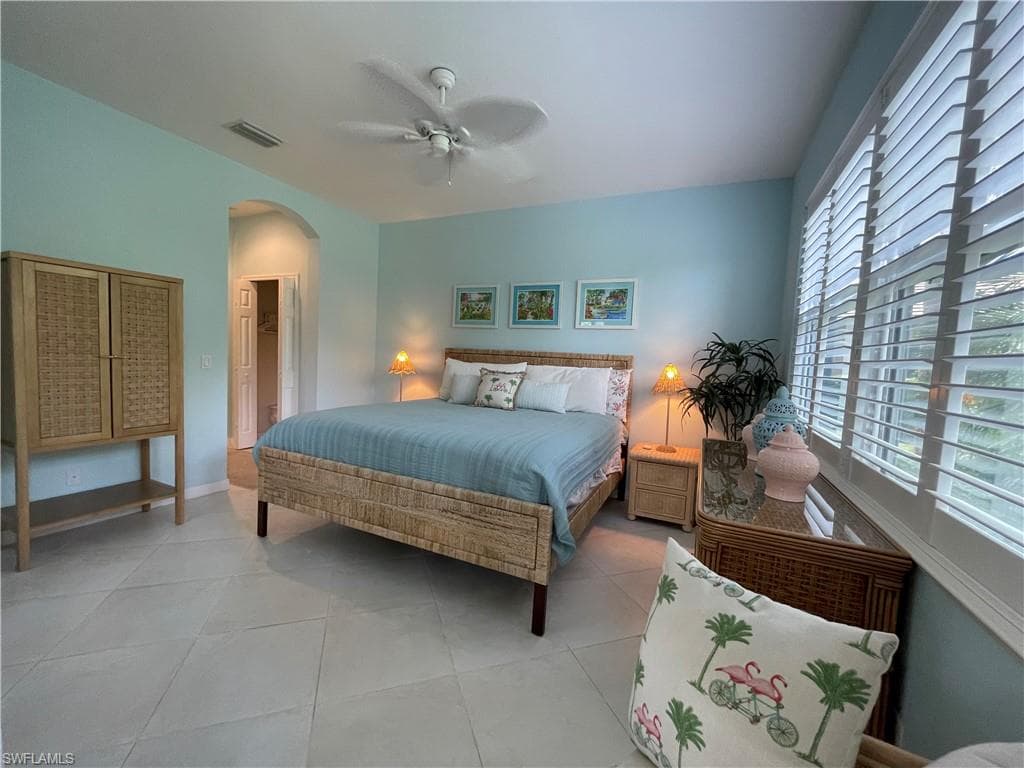 10640 Camarelle CIR-31