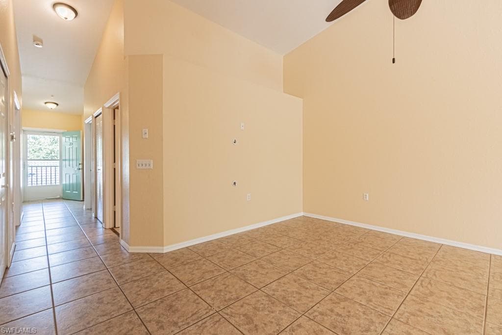 25767 LAKE AMELIA WAY 204-6
