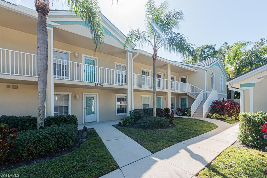25767 LAKE AMELIA WAY 204-1