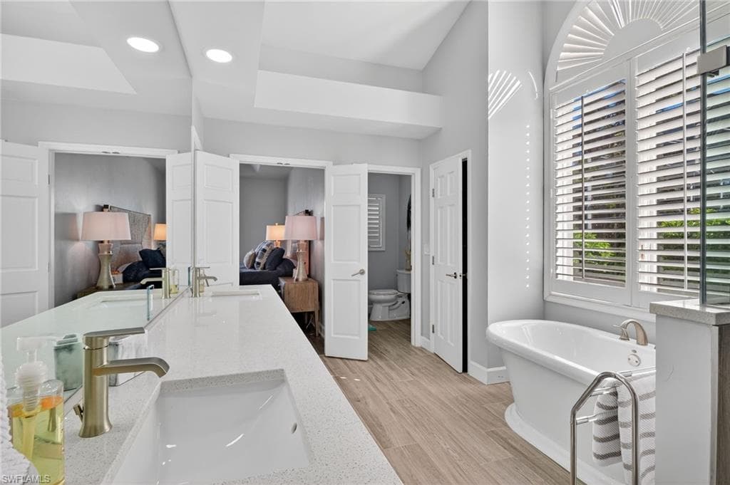 25111 Pennyroyal DR-32