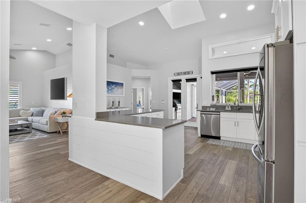 25111 Pennyroyal DR-11