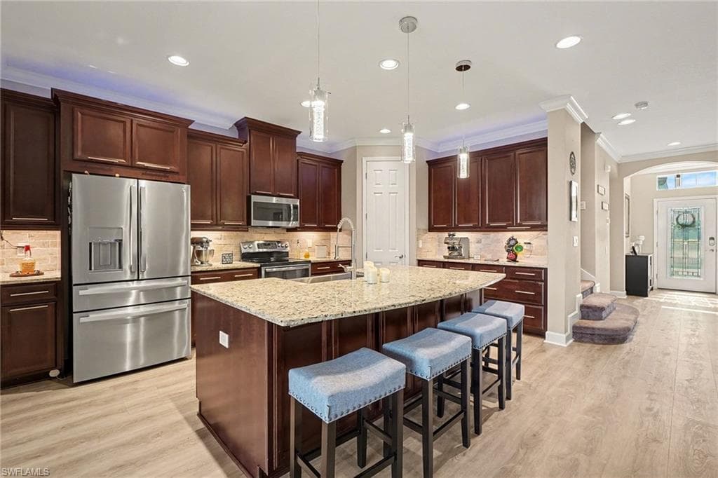 2705 Lambay CT-6