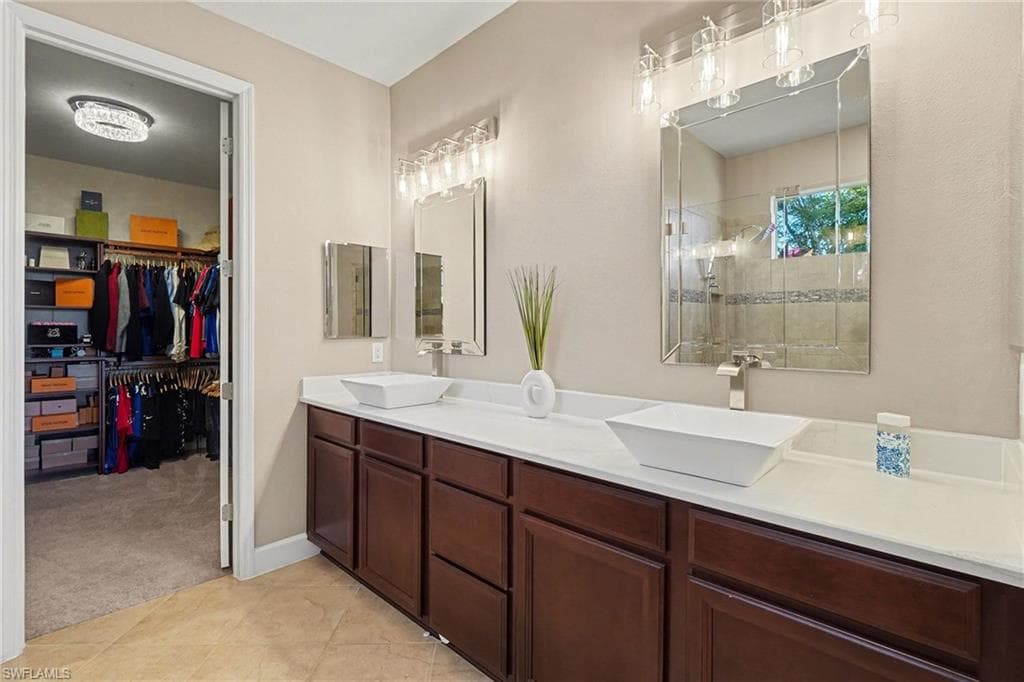 2705 Lambay CT-17
