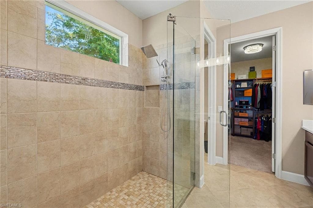 2705 Lambay CT-18