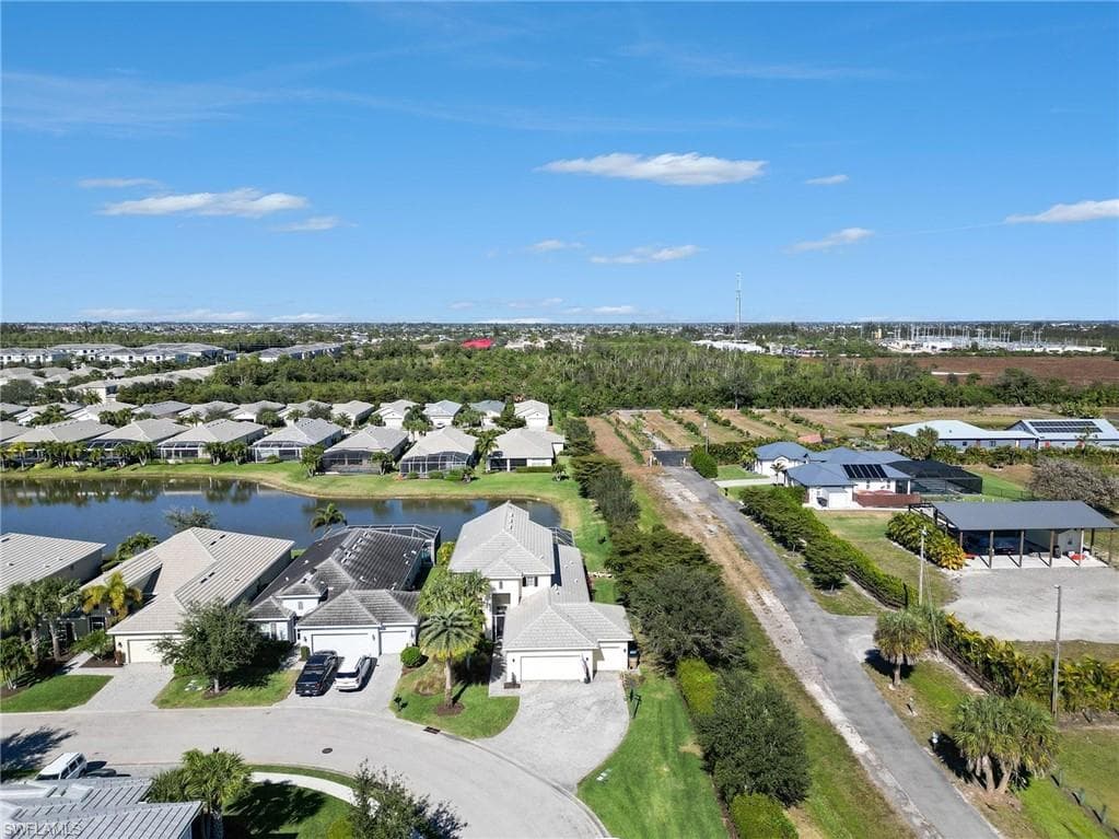 2705 Lambay CT-37