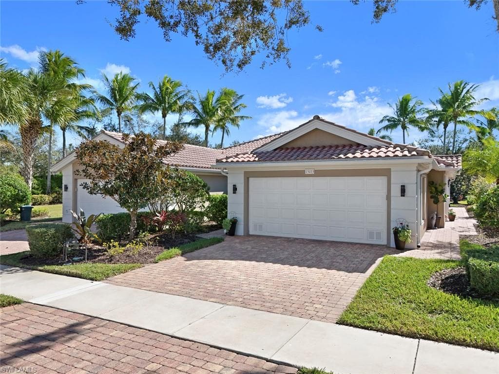 15413 Queen Angel WAY-2