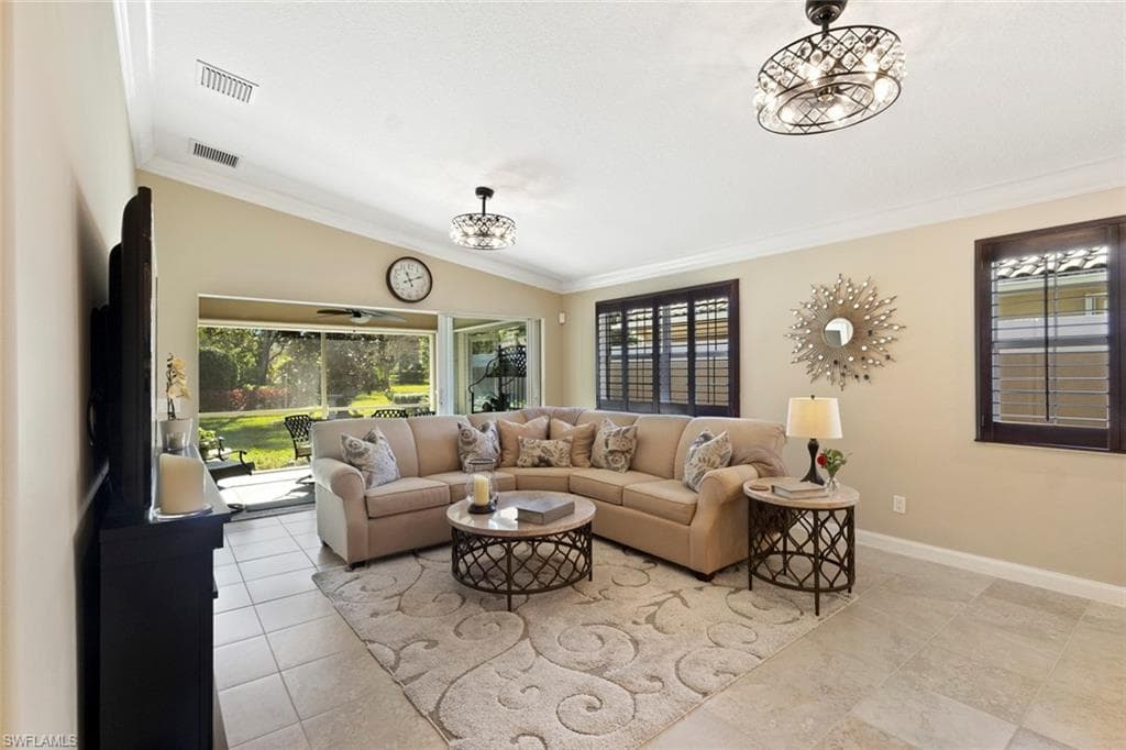 15413 Queen Angel WAY-10