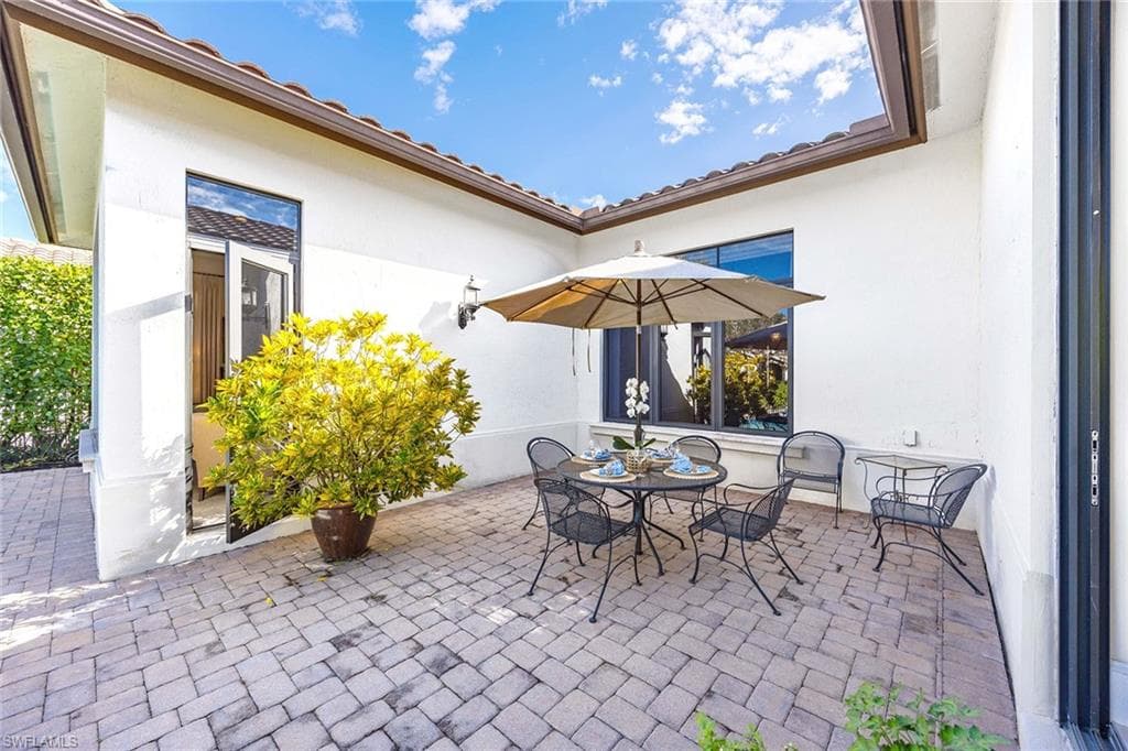 2277 Residence CIR-6