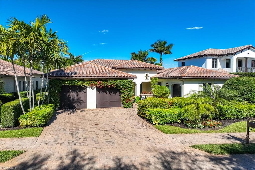 2277 Residence CIR-7
