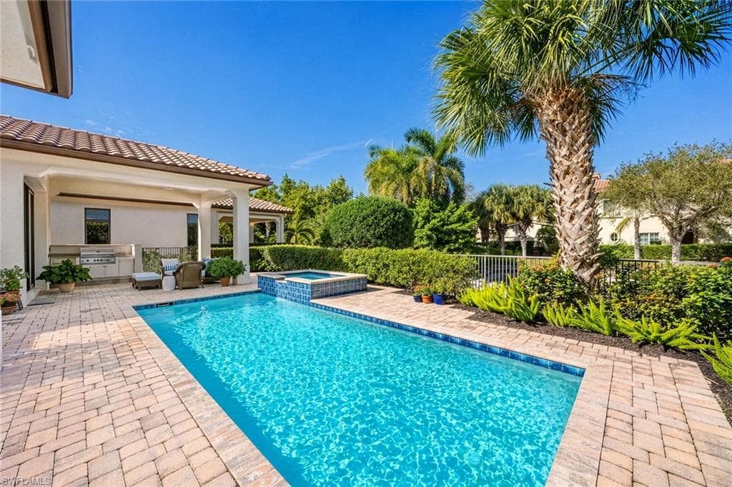 2277 Residence CIR-1