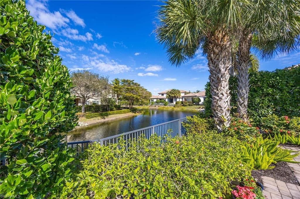 2277 Residence CIR-11