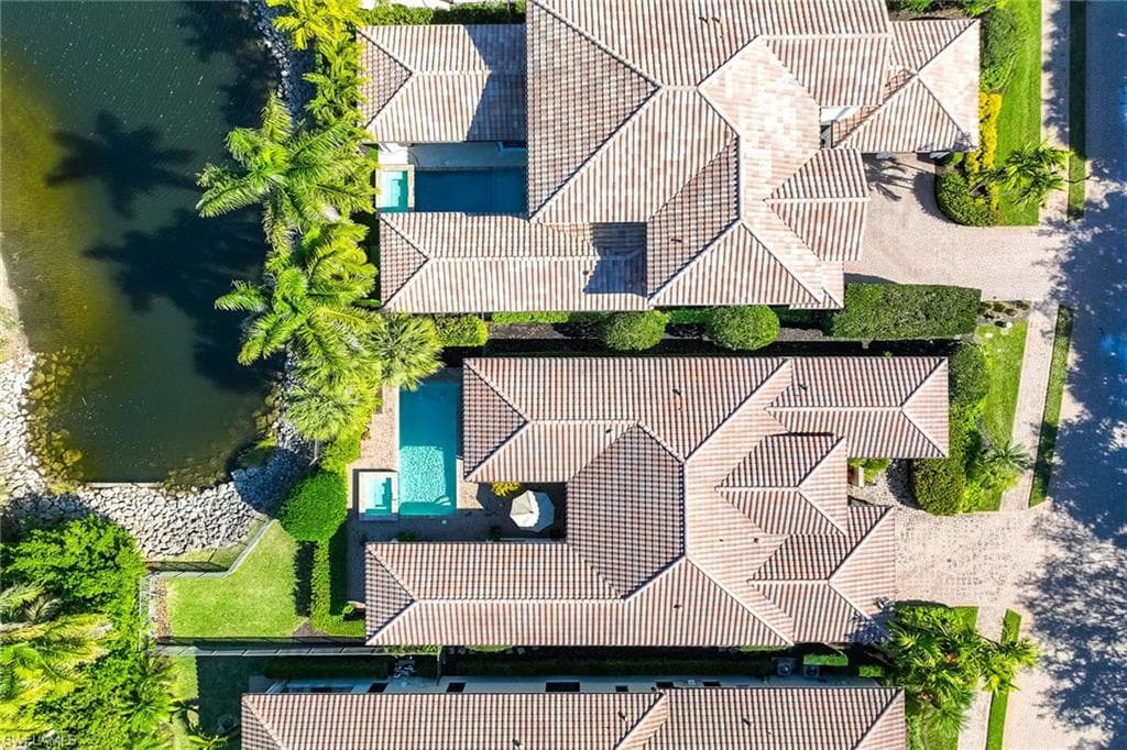 2277 Residence CIR-31