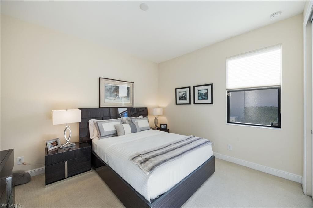 23452 Sanabria LOOP-18