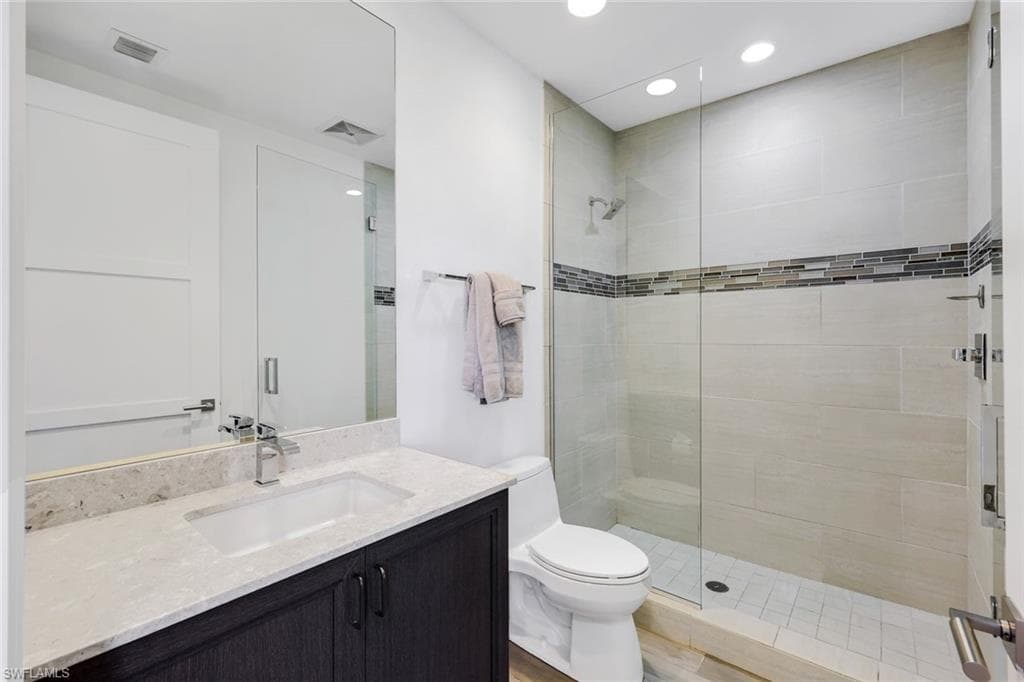 1035 3rd AVE S 305-23
