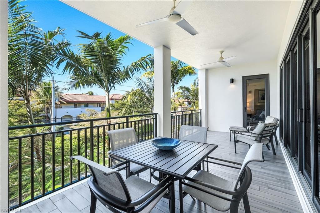 1035 3rd AVE S 305-6