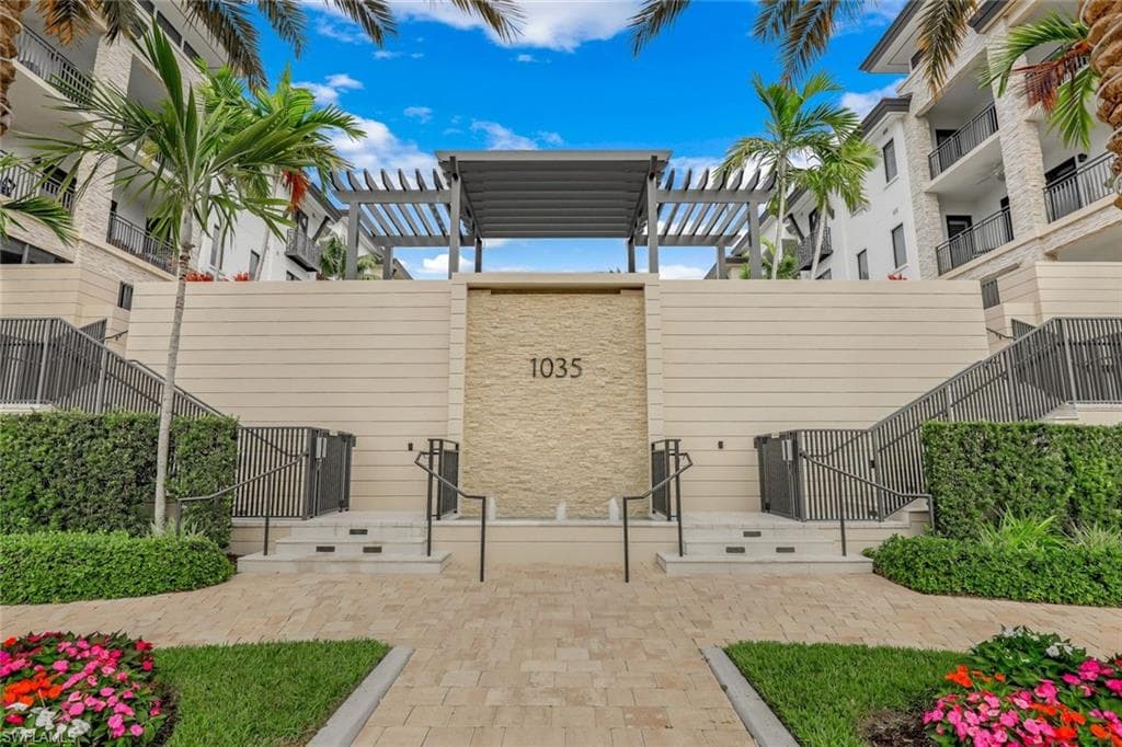 1035 3rd AVE S 305-26