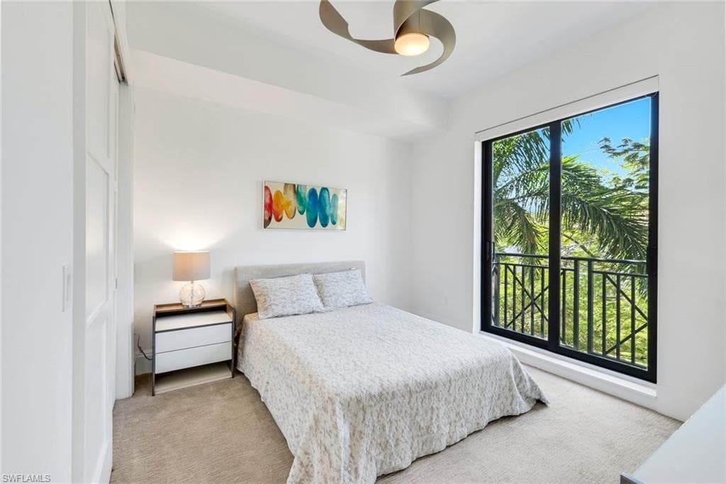 1035 3rd AVE S 305-22