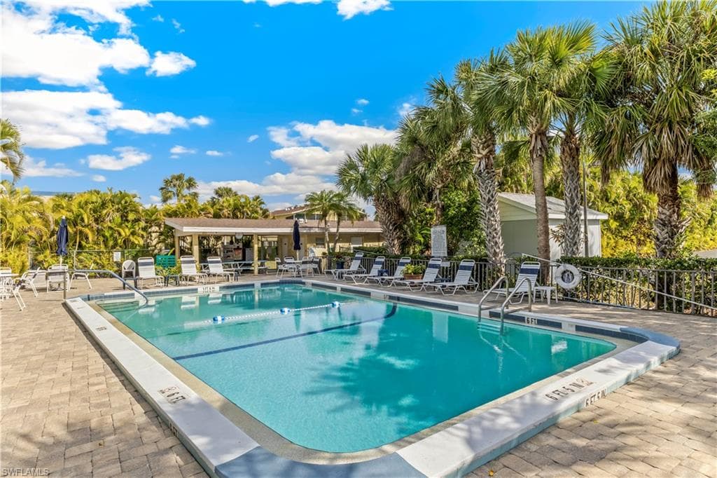 8162 Country RD 201-11