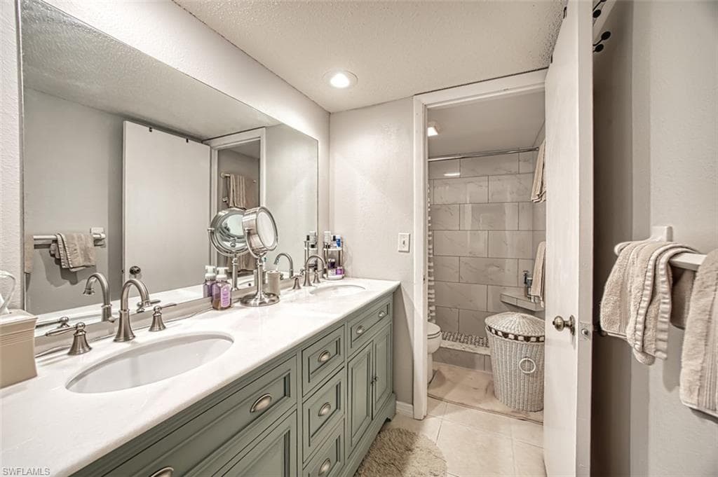 1444 Park Shore CIR 3-11